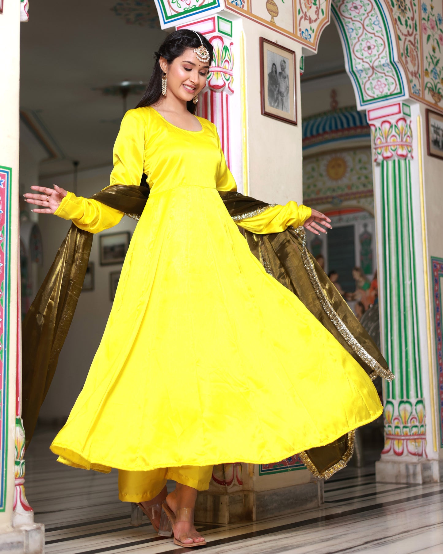 SARIKA SATIN ANARKALI SUIT SET