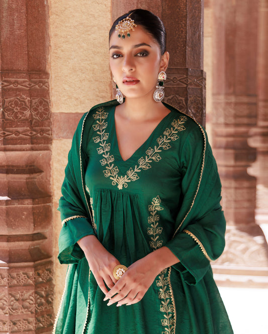 Green Chanderi Aari Embroidered Suit Set