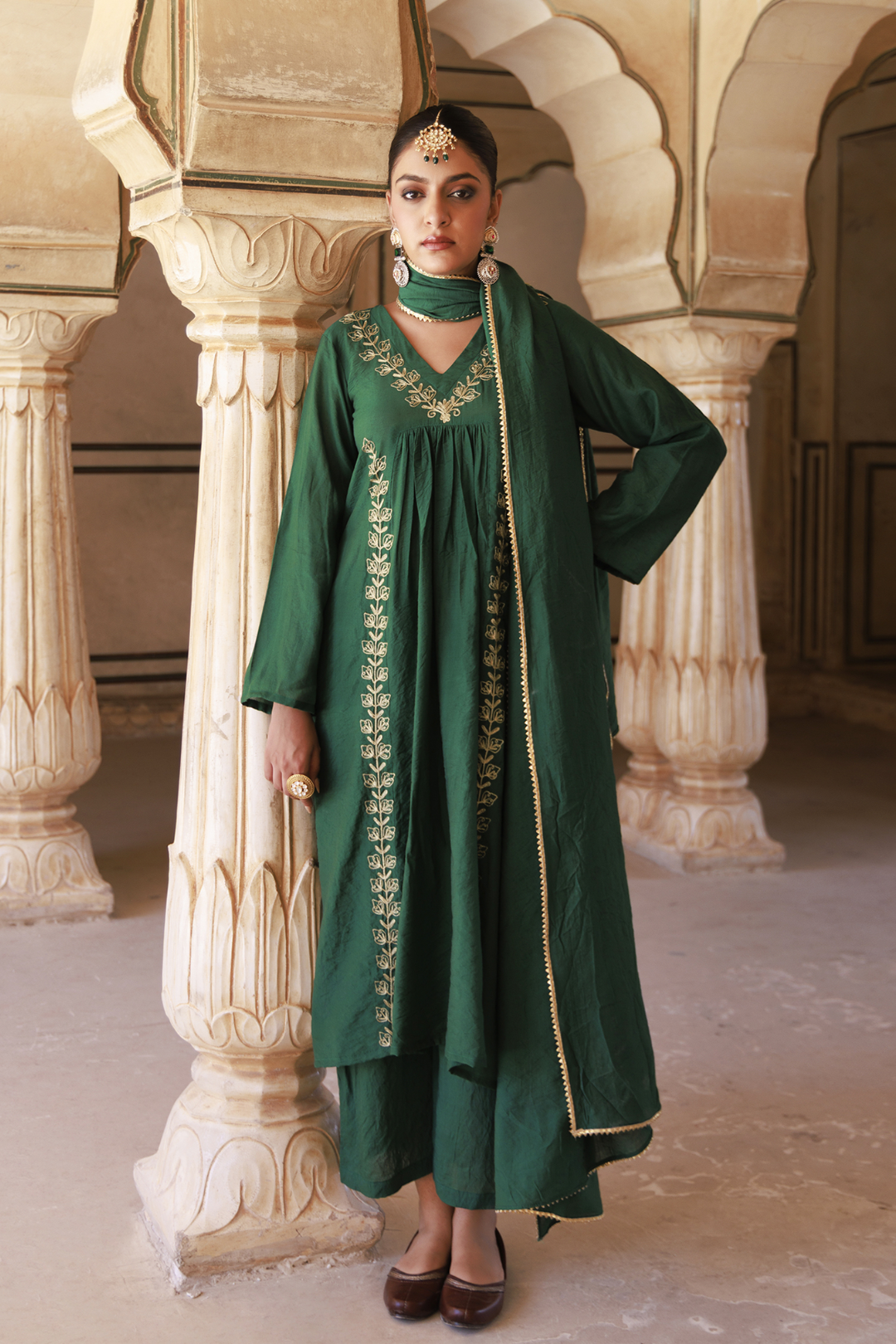 Green Chanderi Aari Embroidered Suit Set