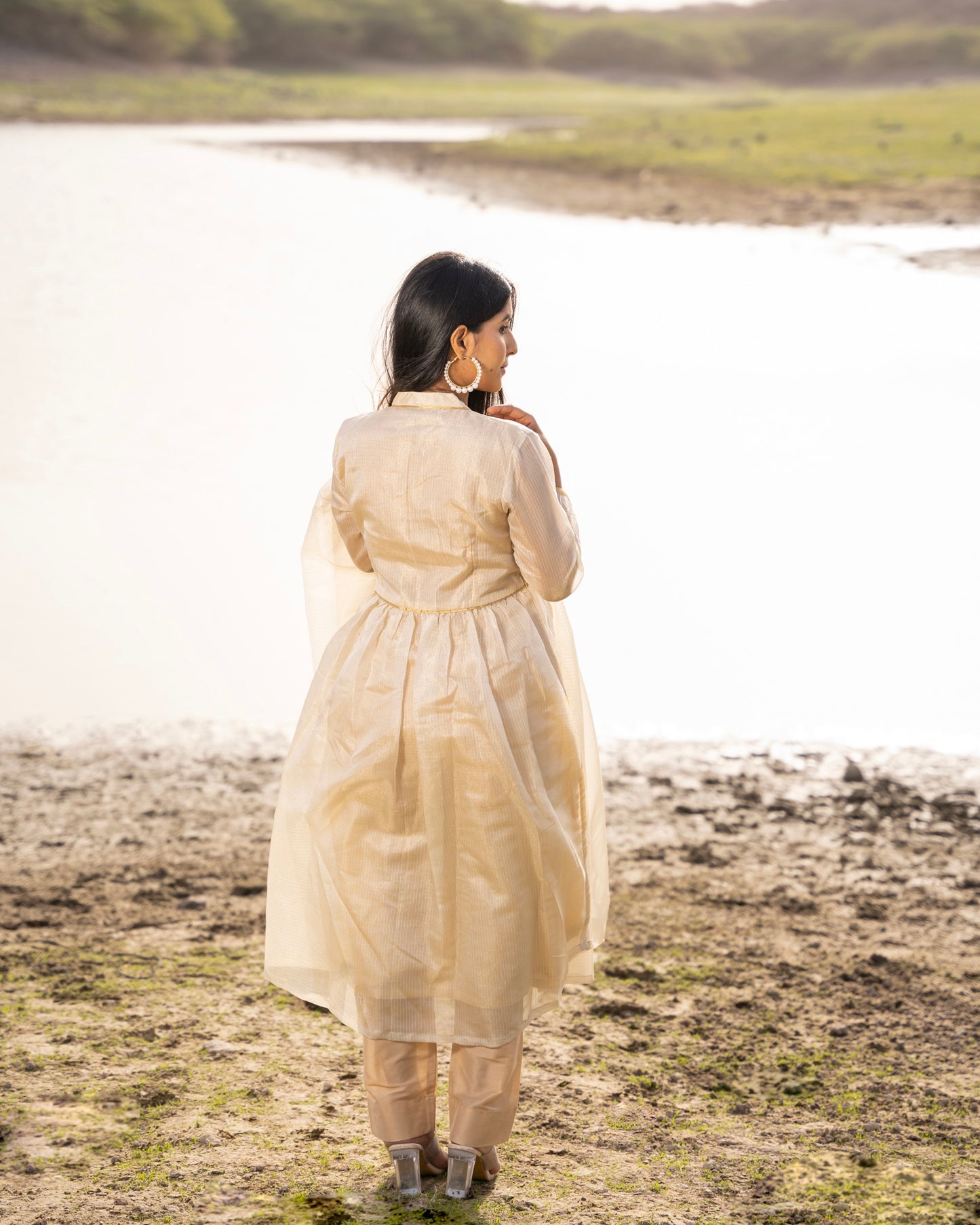 IVORY GOLDEN  SUIT SET