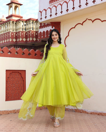 GREEN ORGANZA SUIT SET