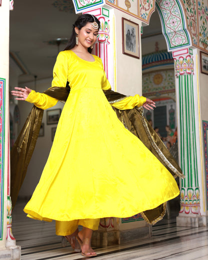 SARIKA SATIN ANARKALI SUIT SET