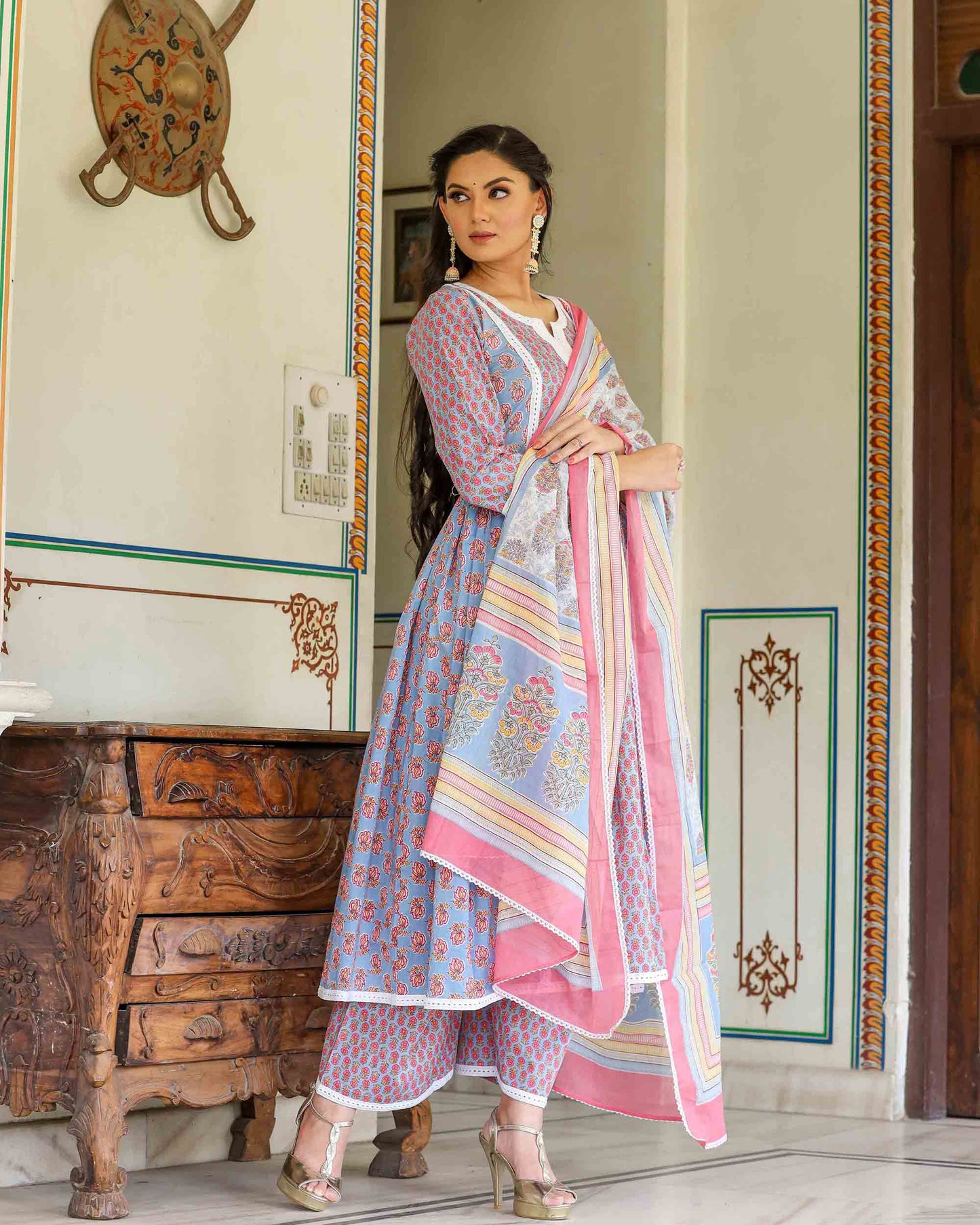 NITI HAND-BLOCK PRINTED SUIT SET