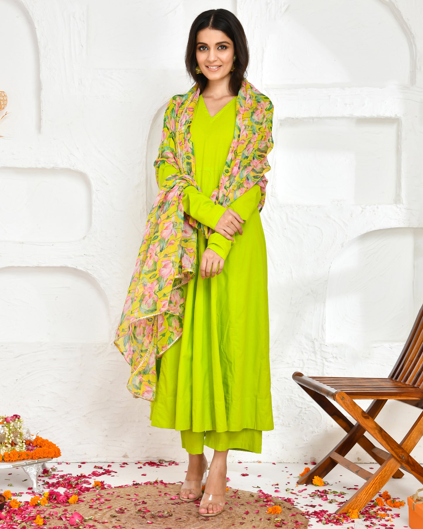 NIVRITTI ANARKALI SUIT SET