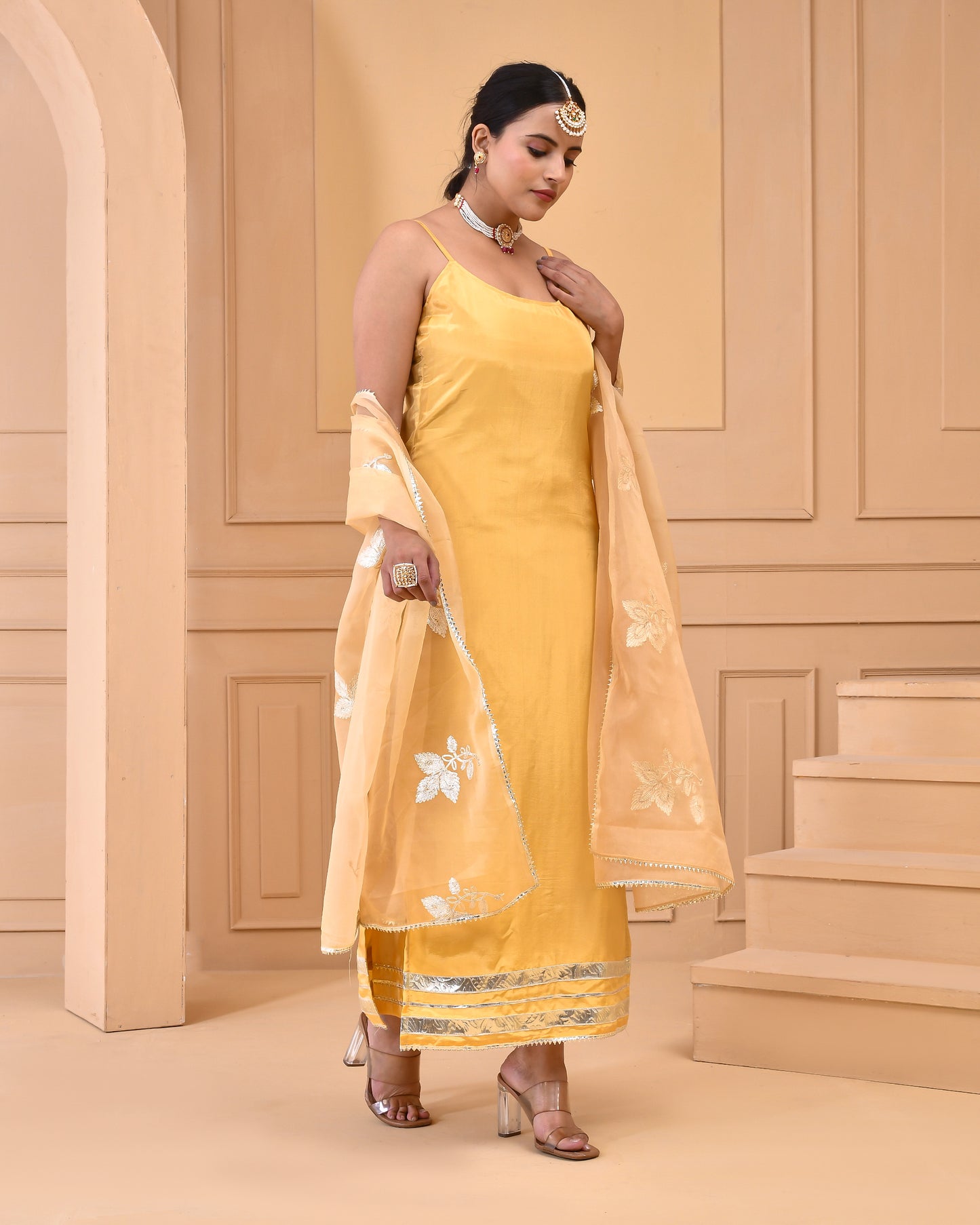 CHAMPAGNE UPPADA SLIK SUIT SET