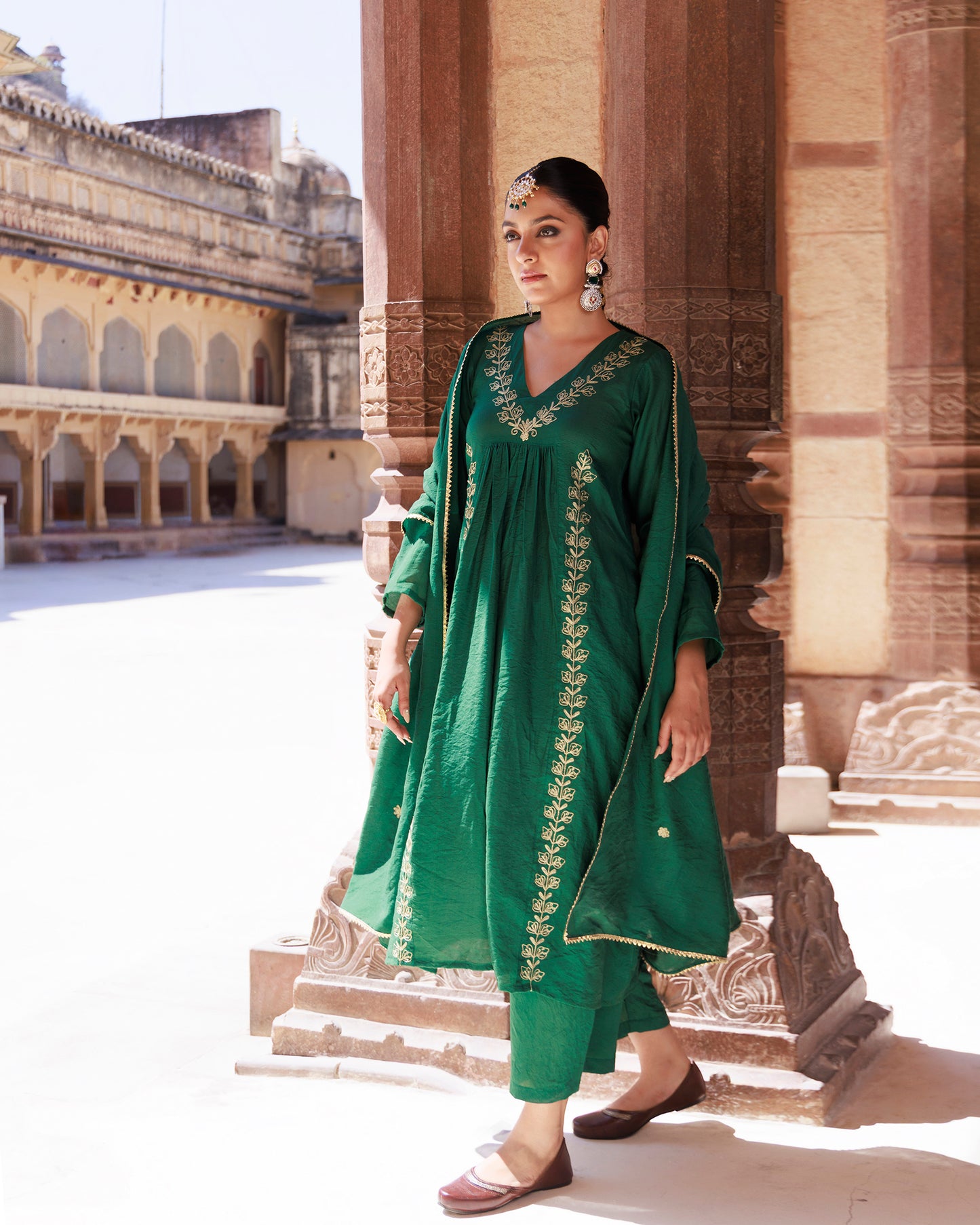 Green Chanderi Aari Embroidered Suit Set