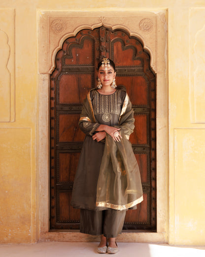 Green Upadda Silk Aari Embroidered Kurta Set