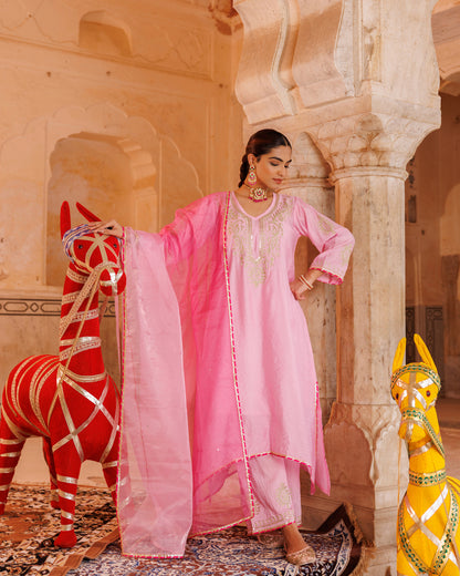 Pink Chanderi Kurta Set With Shaded Dupatta