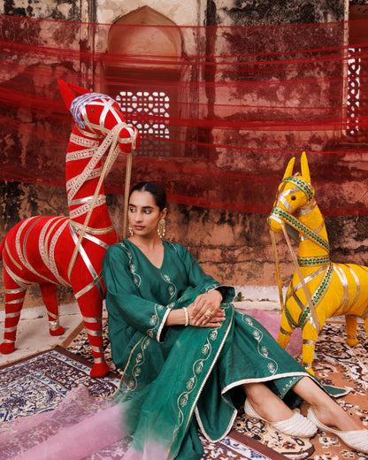 Dark Green Chanderi Kurta Set With Dual-Shaded Dupatta