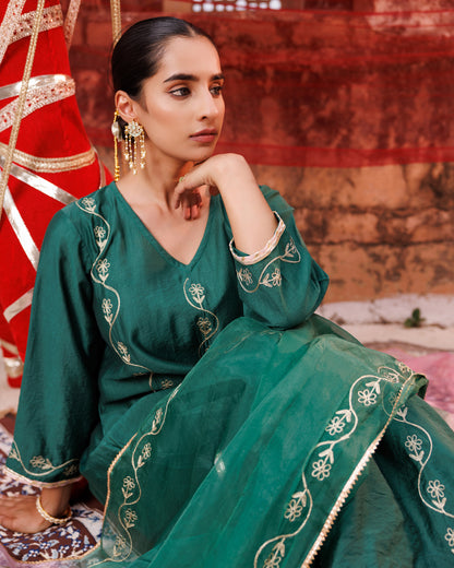 Dark Green Chanderi Kurta Set With Dual-Shaded Dupatta