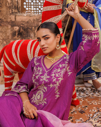 Purple Chanderi kurta set With Dual-Shaded Dupatta