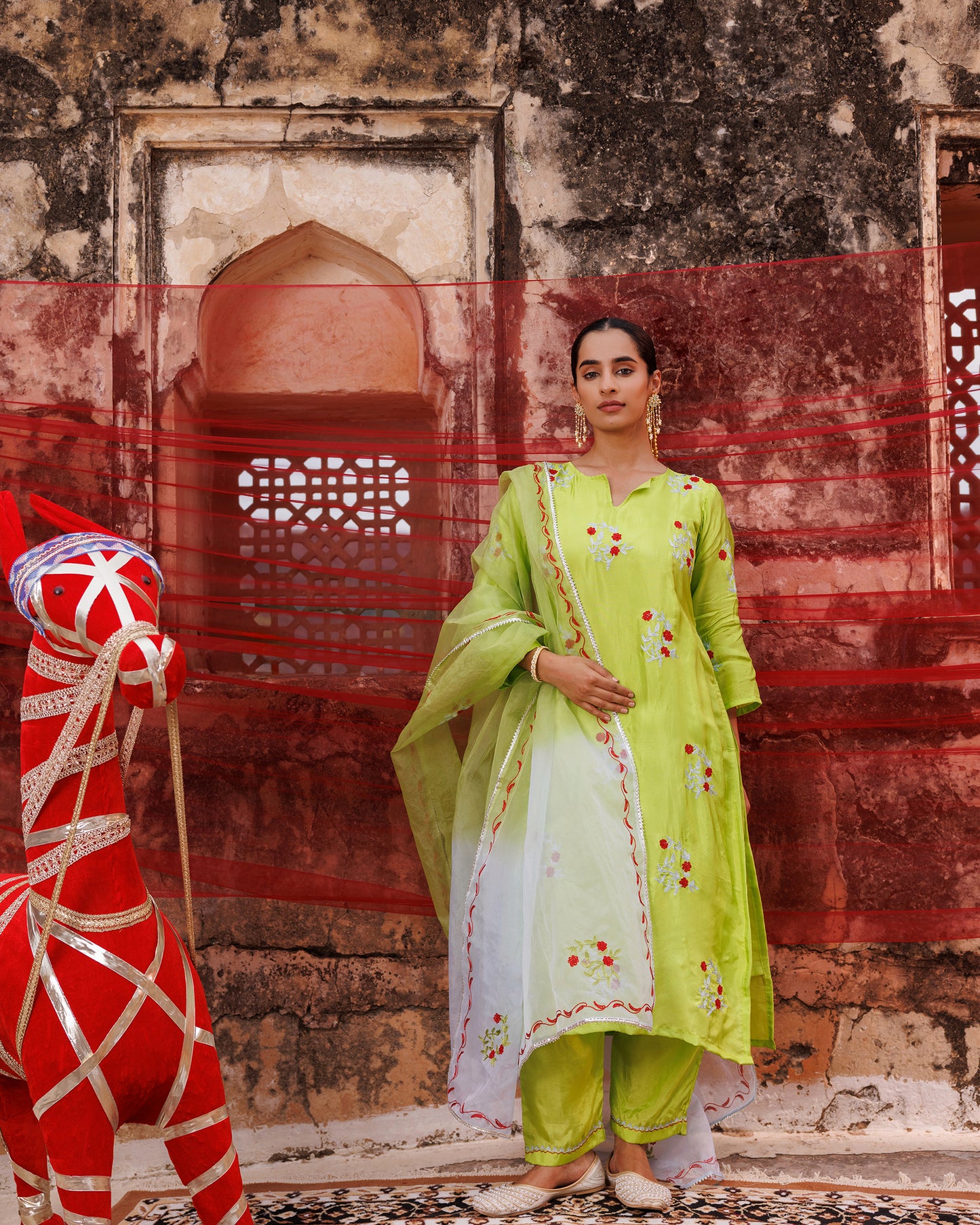Green Uppada Silk Kurta Set With Dual-Shade Dupatta
