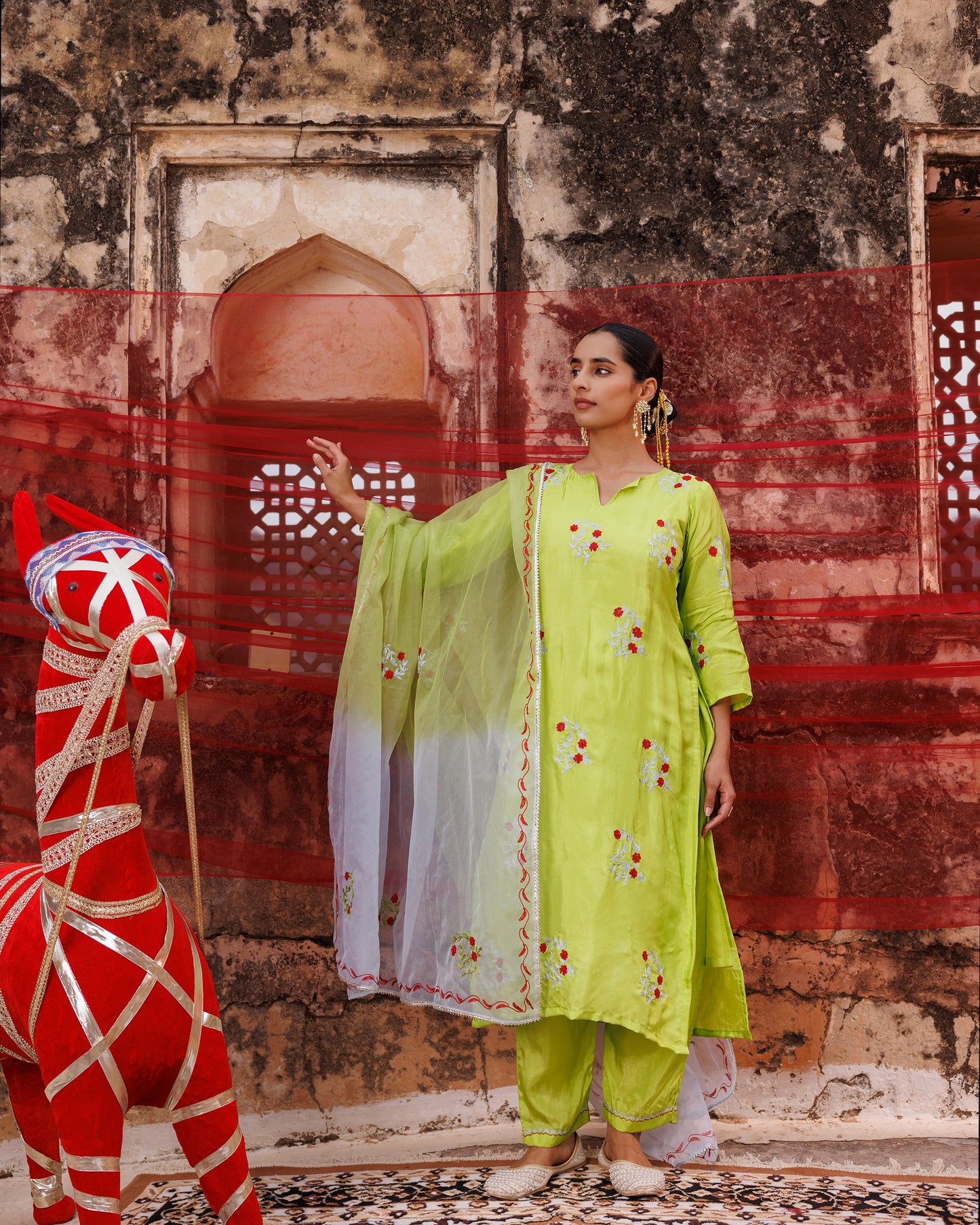 Green Uppada Silk Kurta Set With Dual-Shade Dupatta