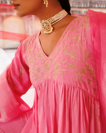 Hand dyed, Dual Shaded, Aari Tari Embroidered Kurta Set
