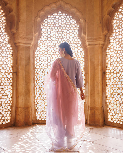 Lilac Hand Embroidered Kurta Set With Dual Shaded Dupatta