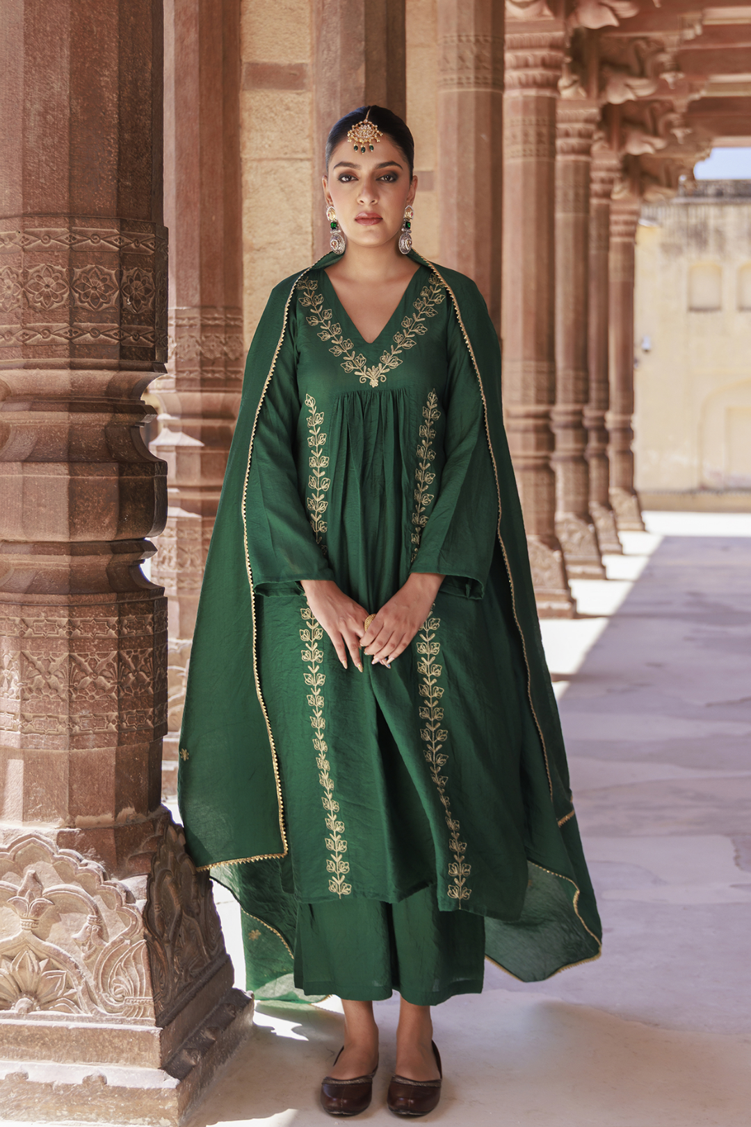 Green Chanderi Aari Embroidered Suit Set