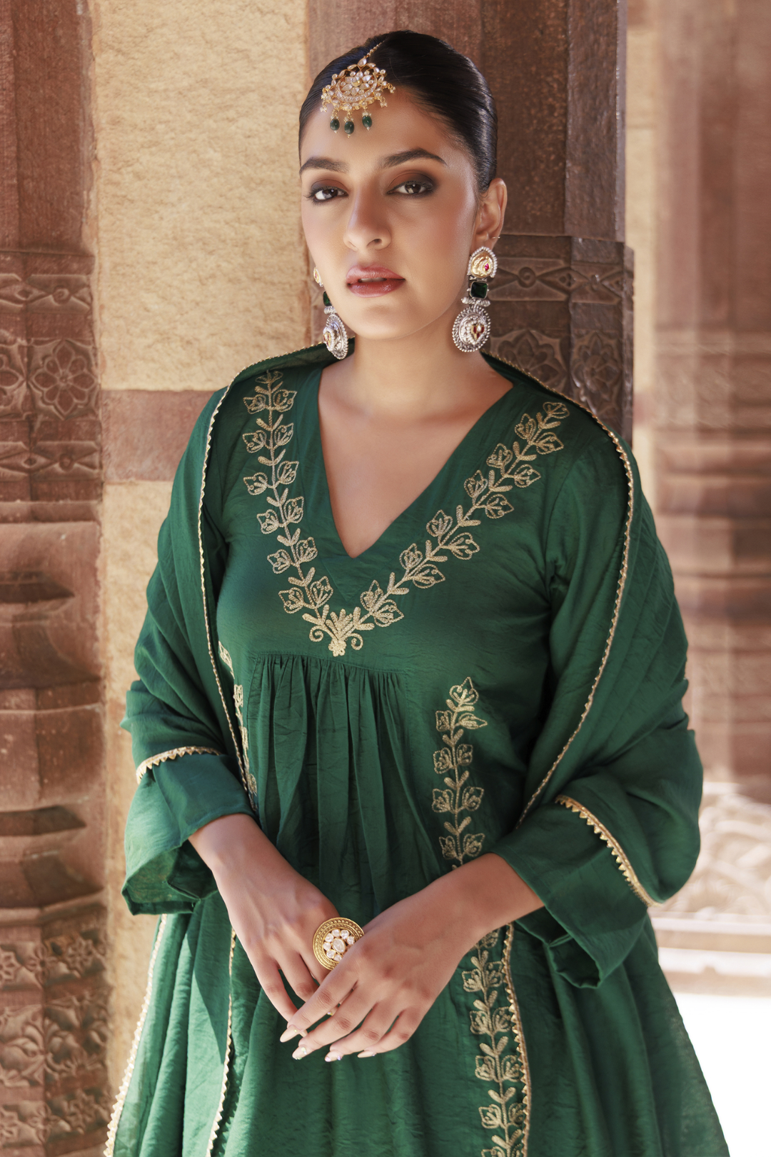 Green Chanderi Aari Embroidered Suit Set