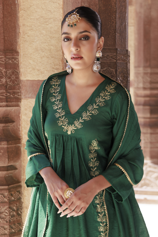 Green Chanderi Aari Embroidered Suit Set