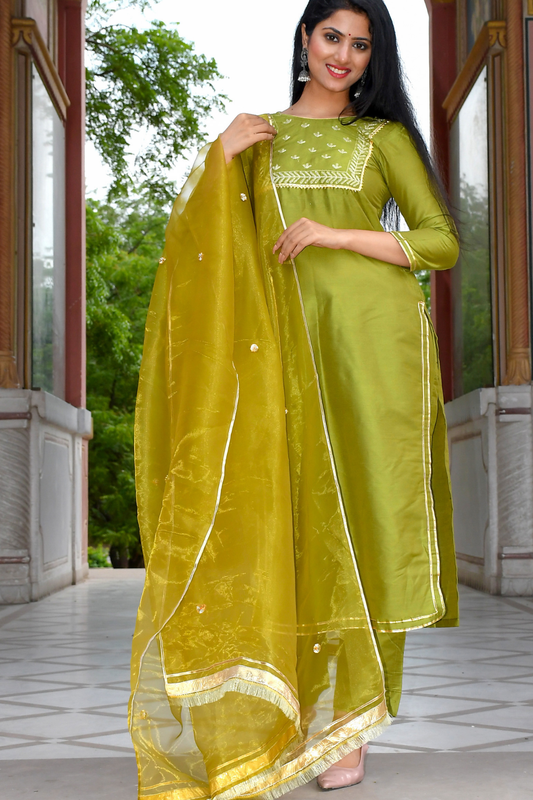 HEENA GREEN SUIT SET