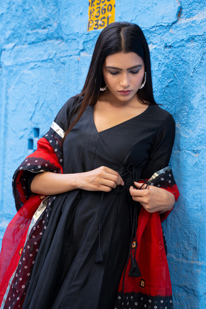BLACK ANGRAKHA SUIT SET