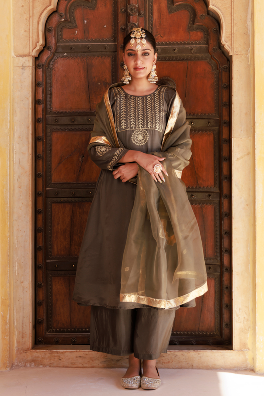Green Upadda Silk Aari Embroidered Kurta Set