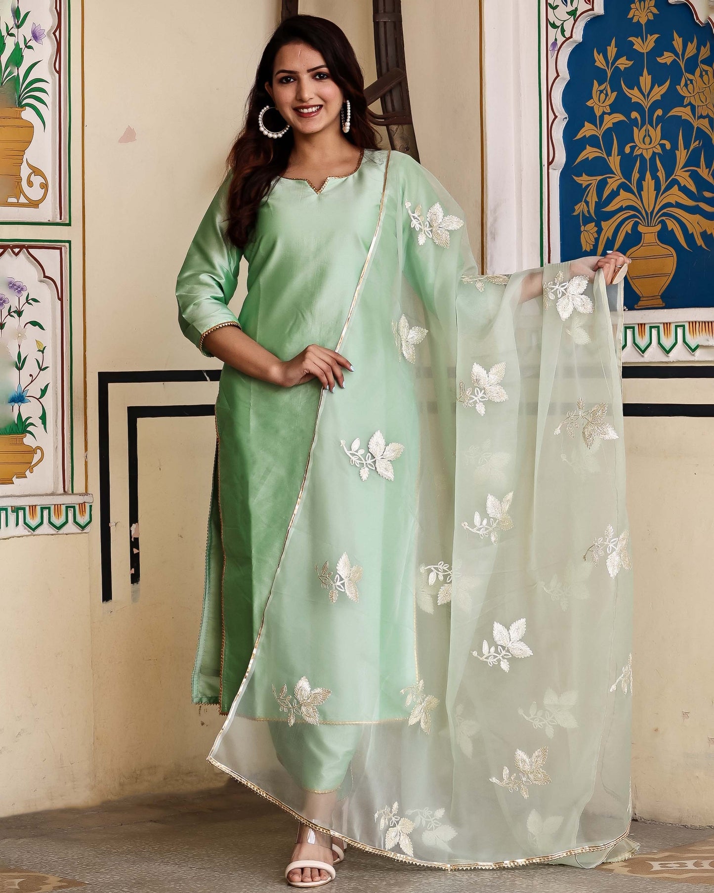 MANIKA PASTEL GREEN SUIT SET
