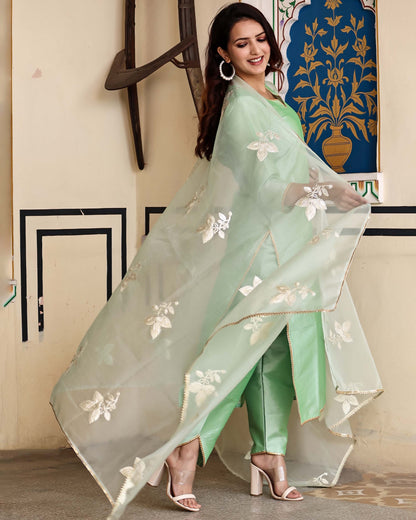 MANIKA PASTEL GREEN SUIT SET