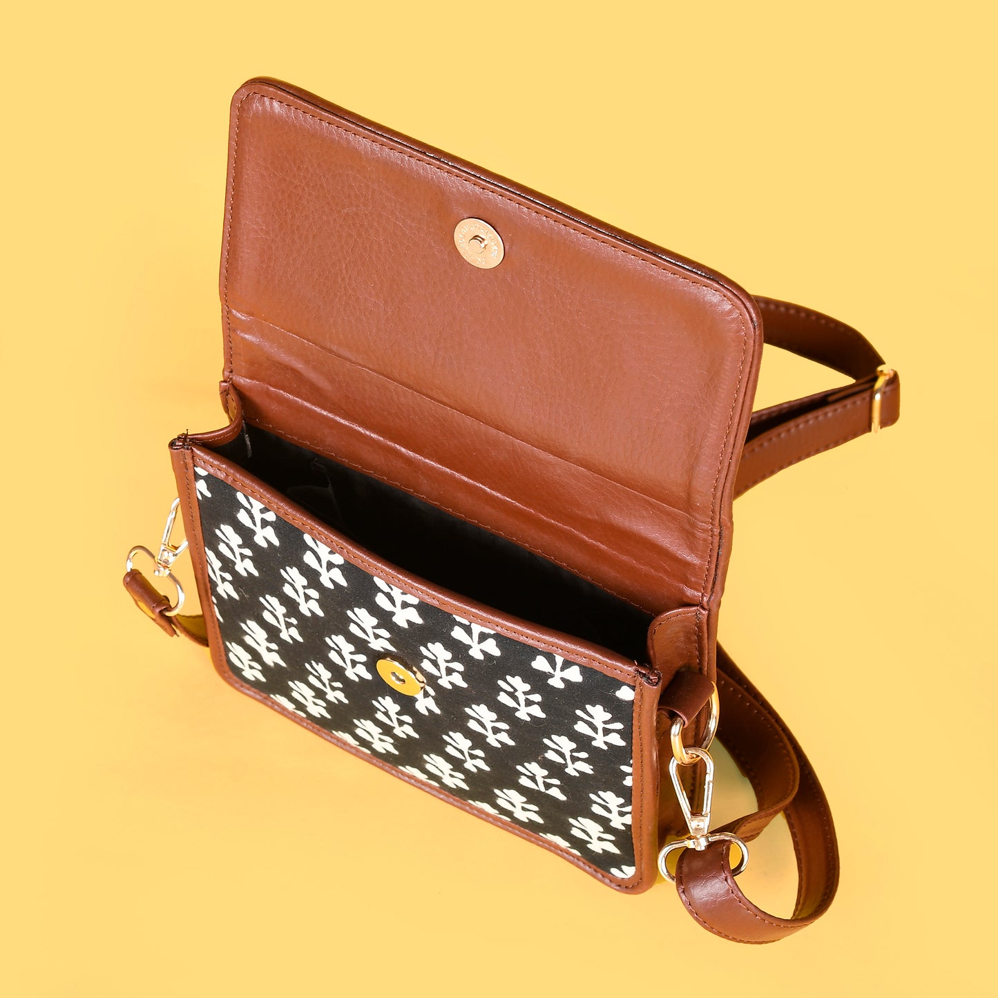 MOGRA BLACK HAND BLOCK PRINTED BAG