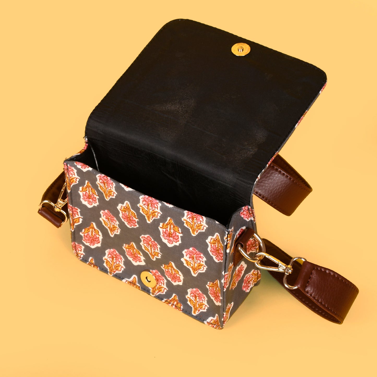 ANOKHEE GREY HAND BLOCK PRINTED SLING BAG