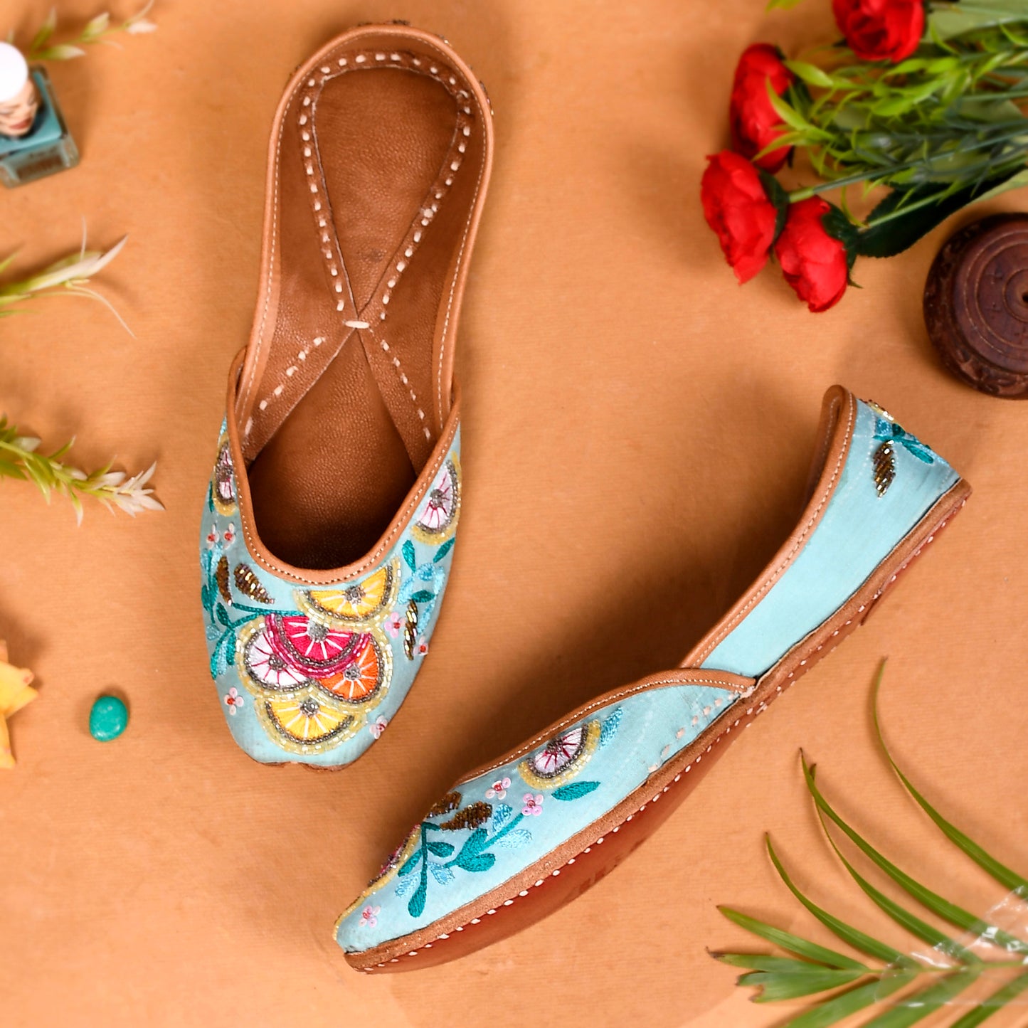 CARNIVAL BLUE JUTTIES