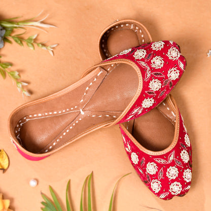 FUCHSIA FEET HAND CRAFTED JUTTIS