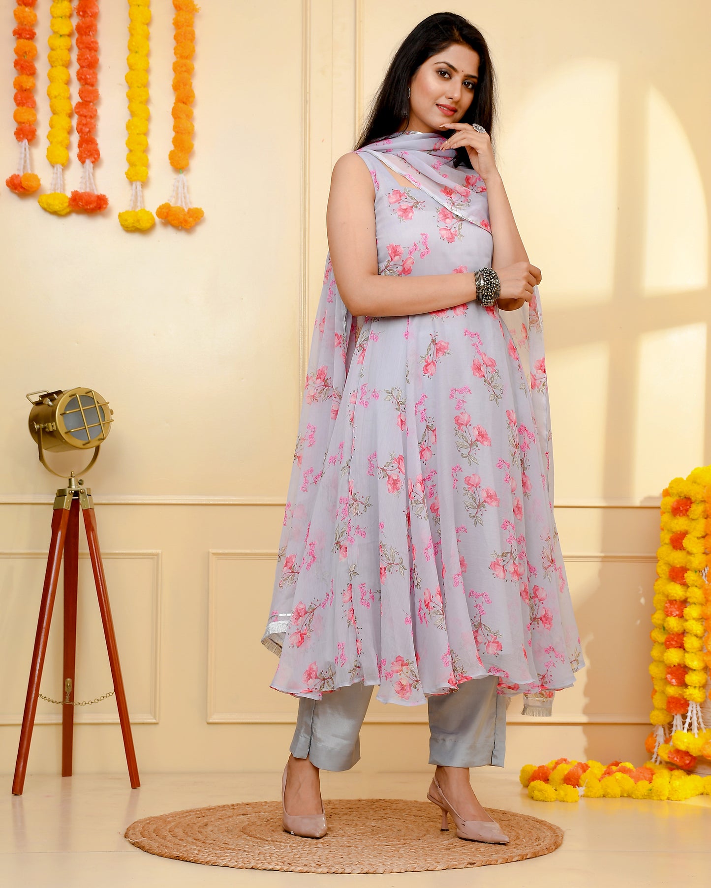 NOORI GREY CHIFFON SUIT SET