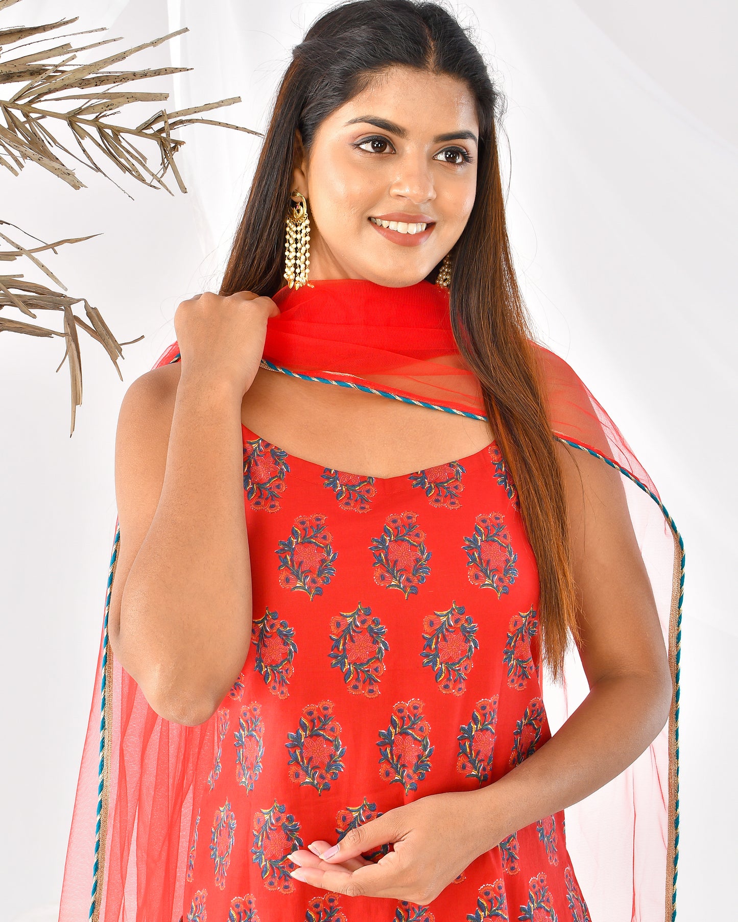 AVIVA RED SHARARA SET