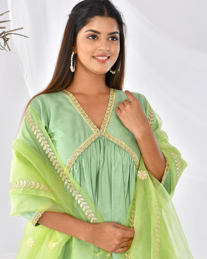 MADHVI GOTA PATTI SUIT SET