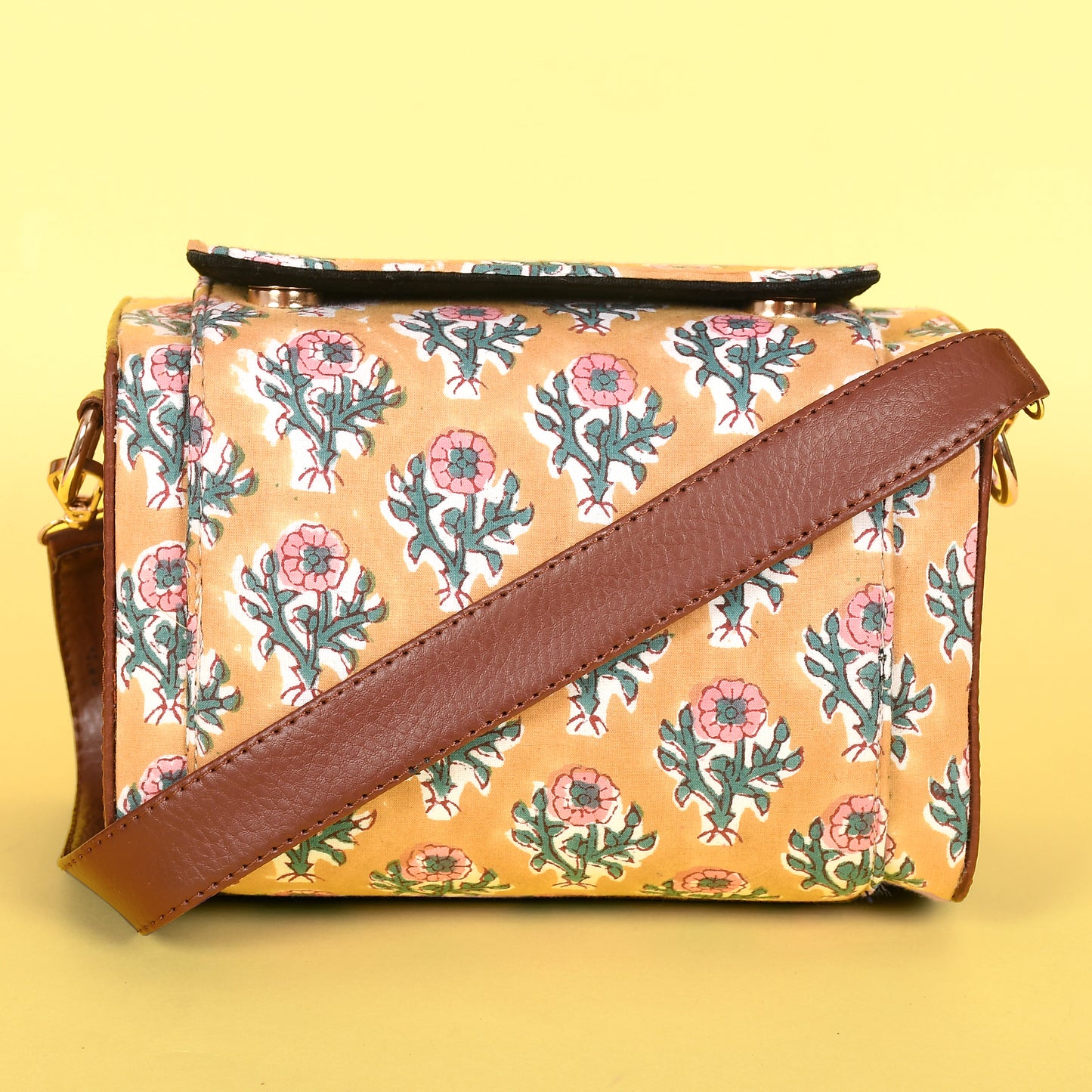 BURLY WOOD HANDBLOCK PRINTED BAG