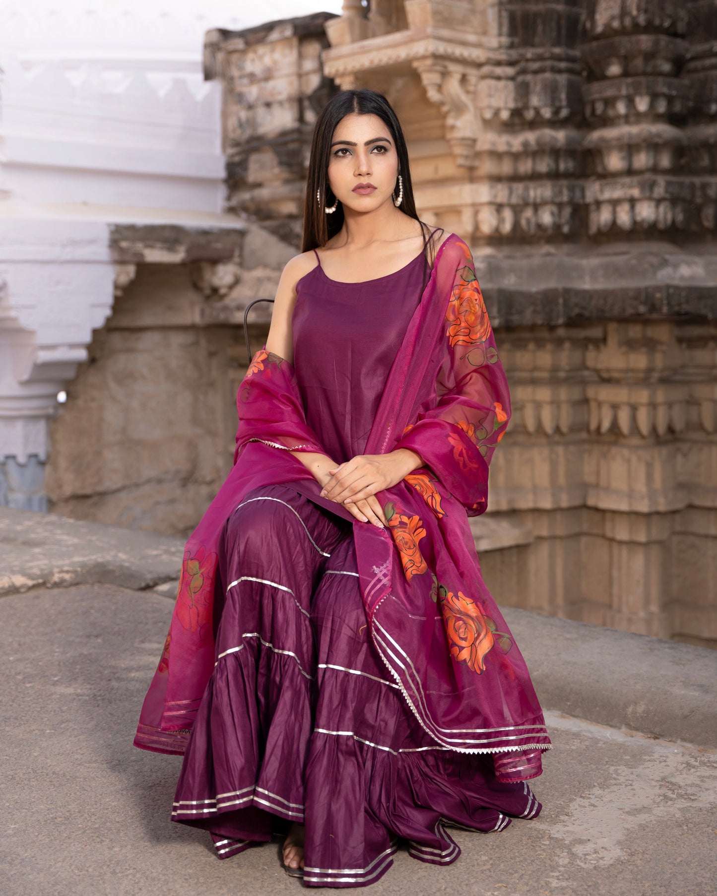 WINE HAND PAINTED SHARARA SET