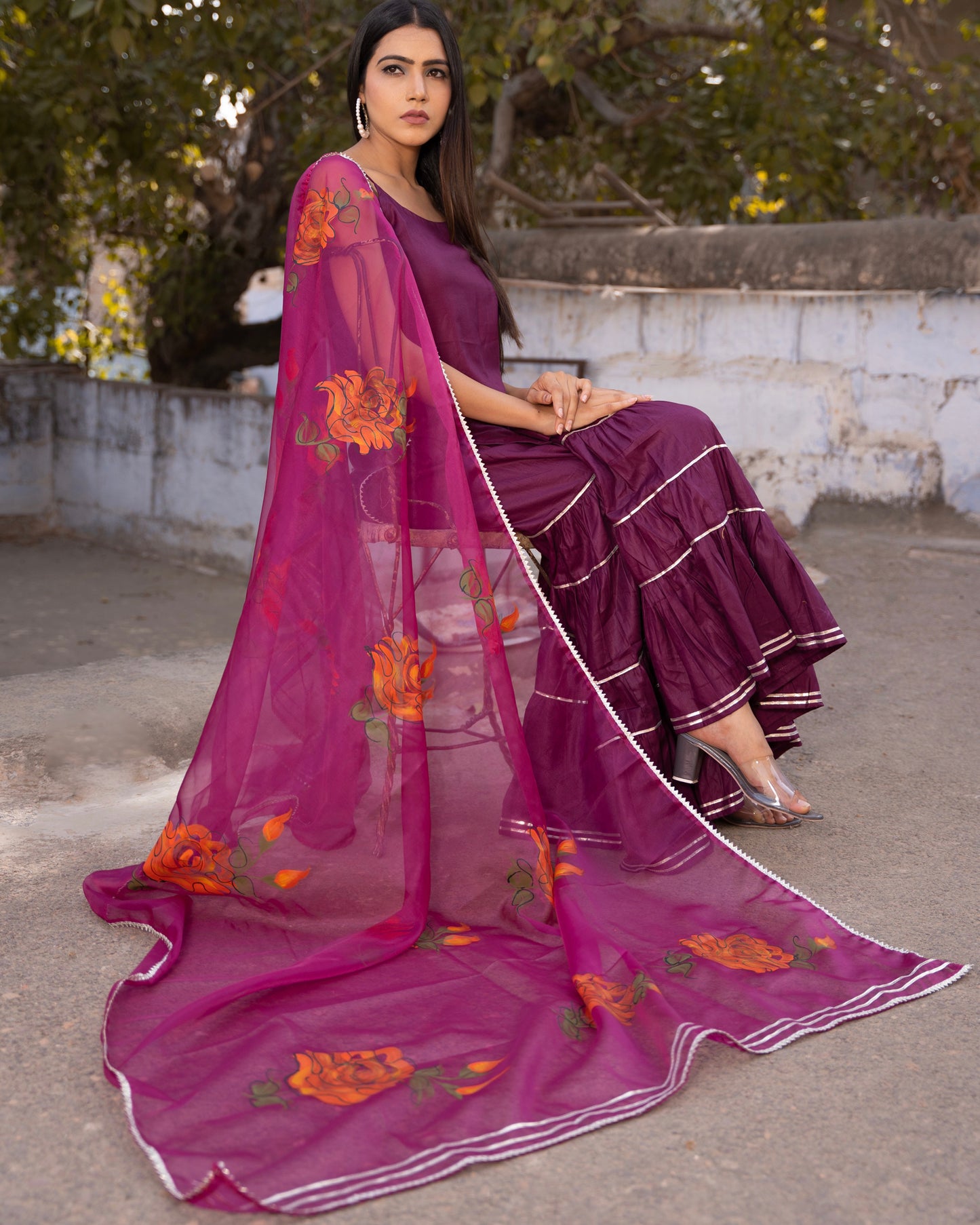 WINE HAND PAINTED SHARARA SET