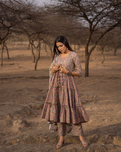 OYSTER CLASSY SUIT SET