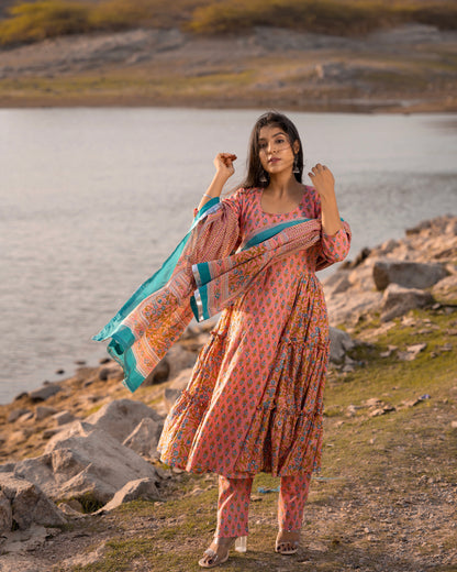 NARGIS PINK SUIT SET