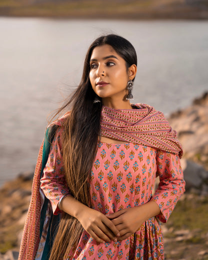 NARGIS PINK SUIT SET