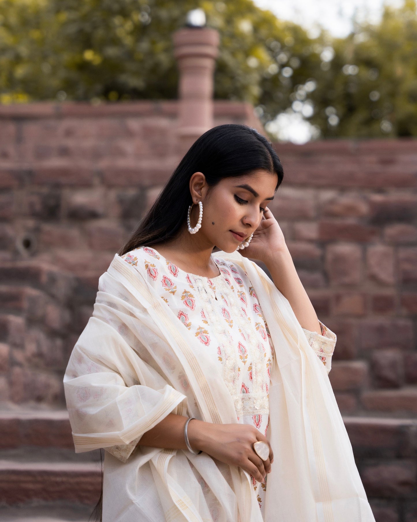 ALBELI OFF WHITE HAND BLOCK PRINT SUIT SET