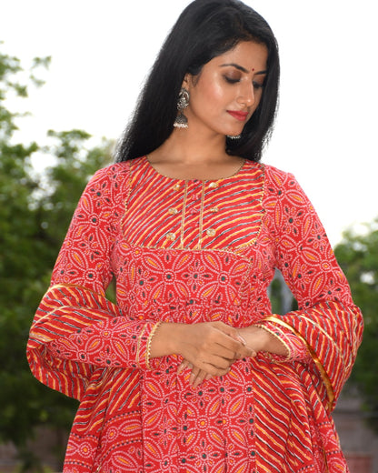 LAJJO BANDHANI SUIT SET