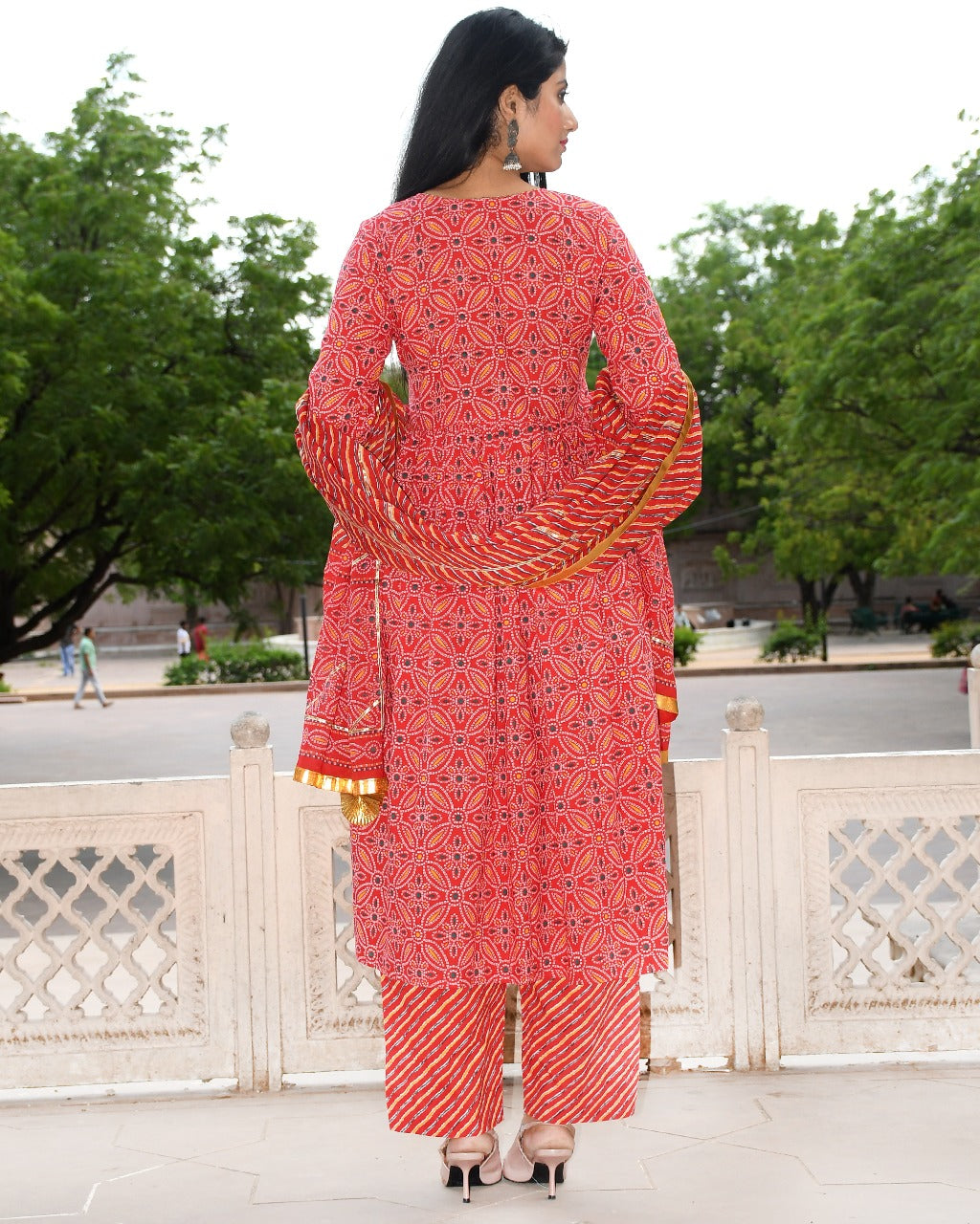 LAJJO BANDHANI SUIT SET